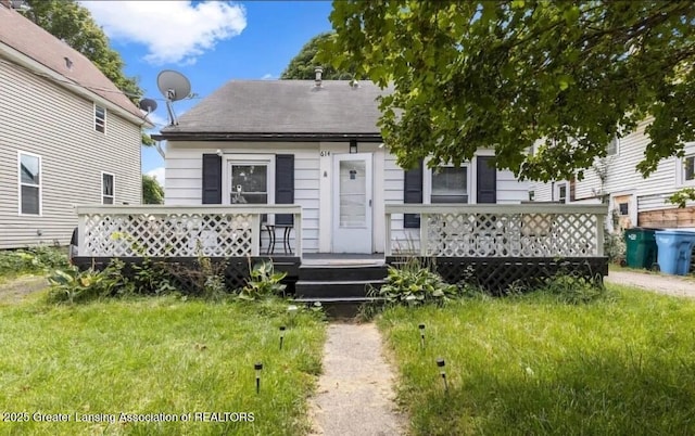 614 Woodbury Ave, Lansing, MI 48906 - photo 1