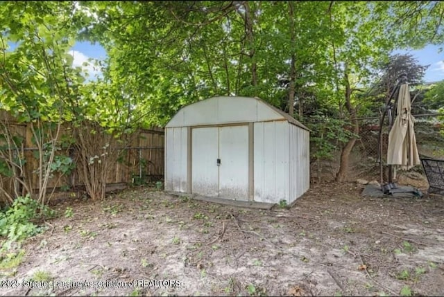 614 Woodbury Ave, Lansing, MI 48906 - photo 16