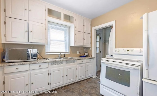 614 Woodbury Ave, Lansing, MI 48906 - photo 8