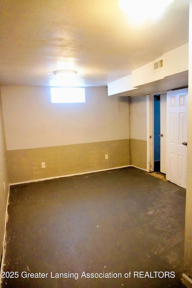 1007 Pennway Dr, Lansing, MI 48910 - photo 11