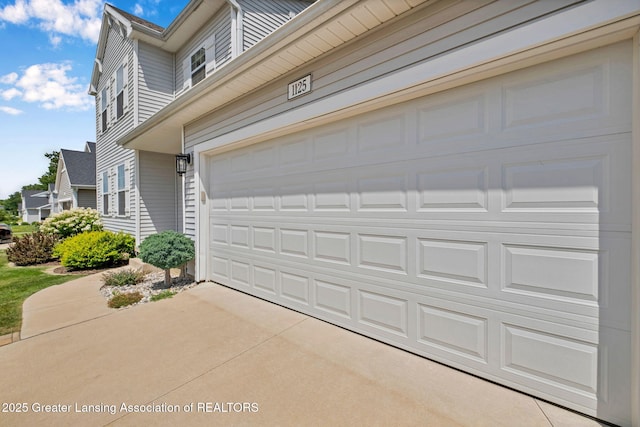 1125 River Oaks Dr, Dewitt, MI 48820 - photo 25