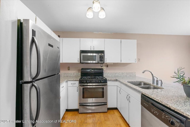 3659 E Meadows Ct, Okemos, MI 48864 - photo 2
