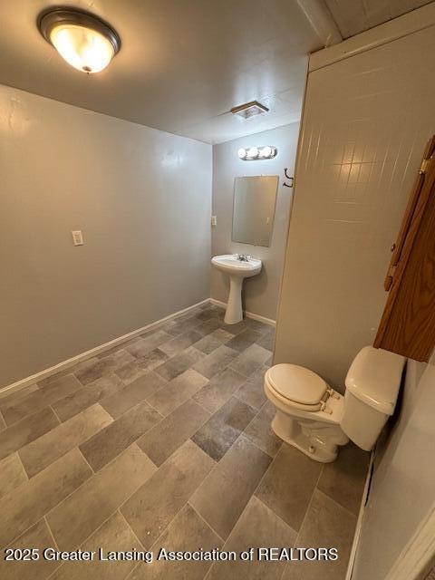 2805 Lafayette Ave, Lansing, MI 48906 - photo 12