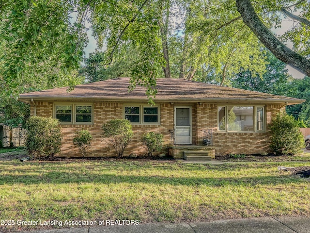 528 Maine Ct, Mason, MI 48854 - photo 1
