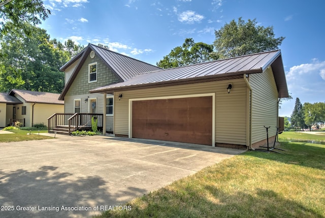 5235 King Henry Cir, Gladwin, MI 48624 - photo 2
