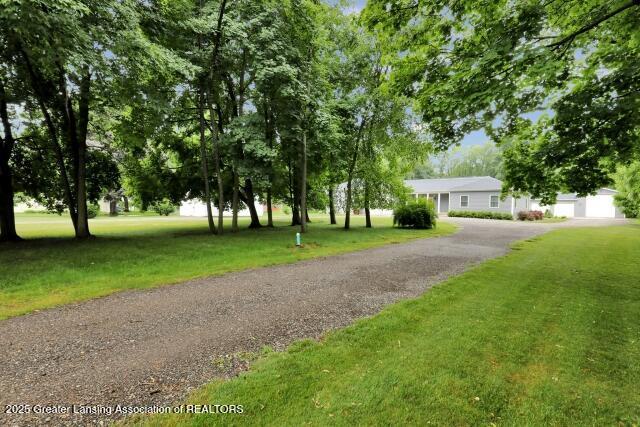 717 High St, Charlotte, MI 48813 - photo 2