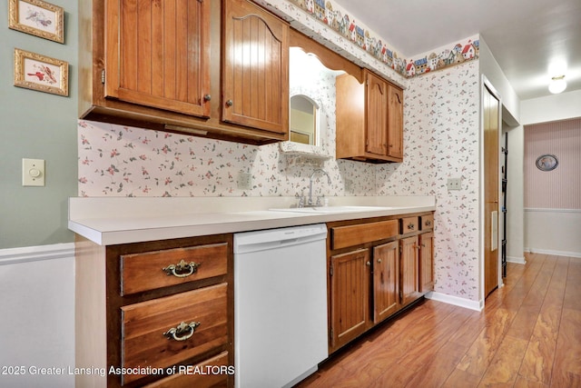 1042 Grenoble Ln Unit B, Lansing, MI 48917 - photo 13