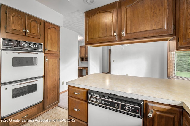 1305 S Oakland St, Saint Johns, MI 48879 - photo 7