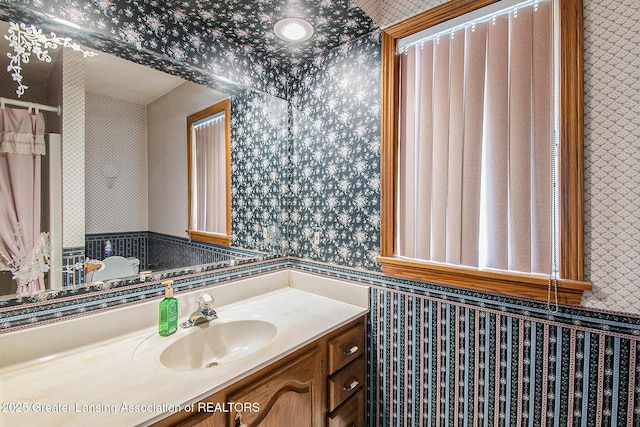 1305 S Oakland St, Saint Johns, MI 48879 - photo 15