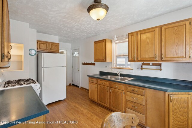 310 S Bower St, Greenville, MI 48838 - photo 16