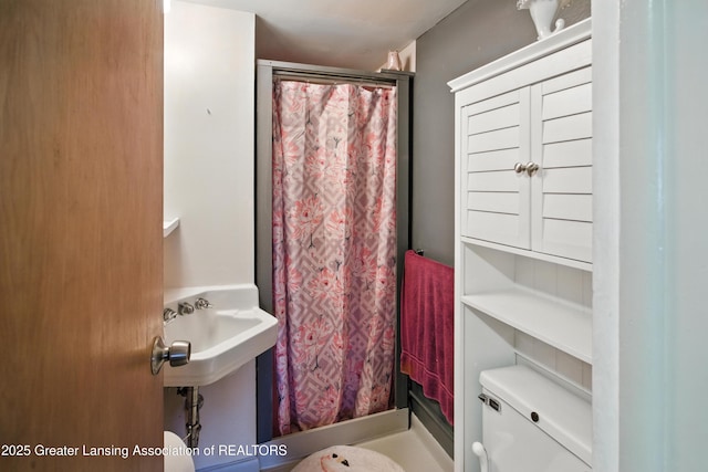 2329 Cumberland Rd, Lansing, MI 48906 - photo 22