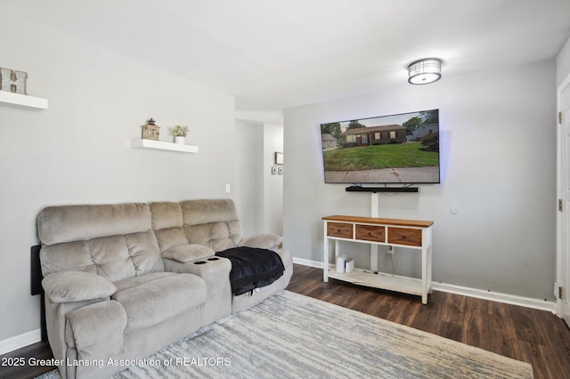 3207 Sunderland Rd, Lansing, MI 48911 - photo 7