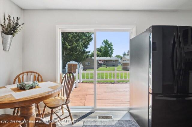 3207 Sunderland Rd, Lansing, MI 48911 - photo 12