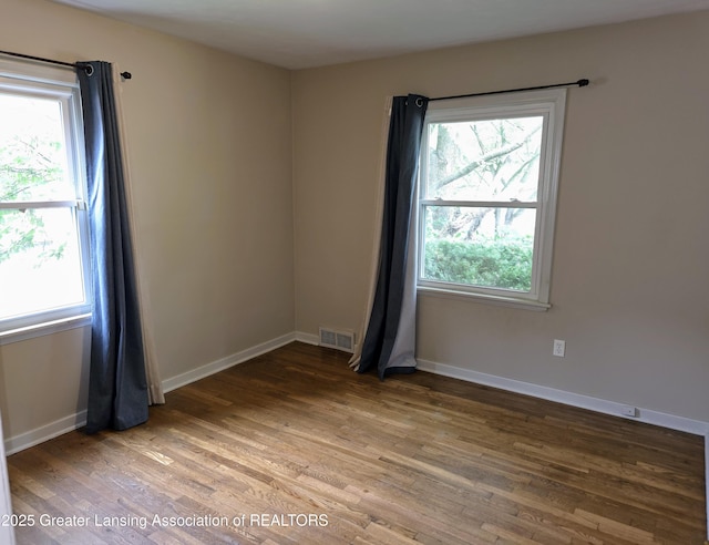 926 S Dexter Dr, Lansing, MI 48910 - photo 15