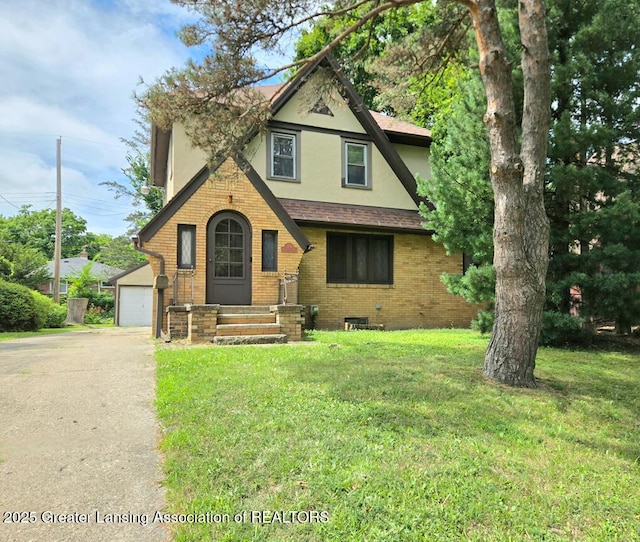 524 Everett Dr, Lansing, MI 48915 - photo 1