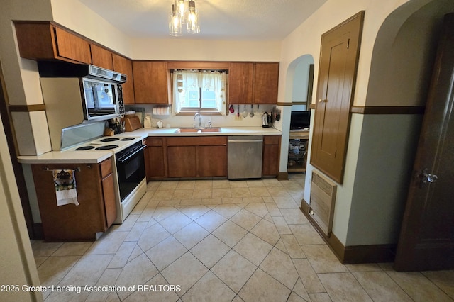524 Everett Dr, Lansing, MI 48915 - photo 22