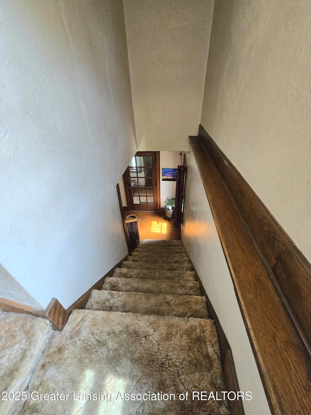 524 Everett Dr, Lansing, MI 48915 - photo 29