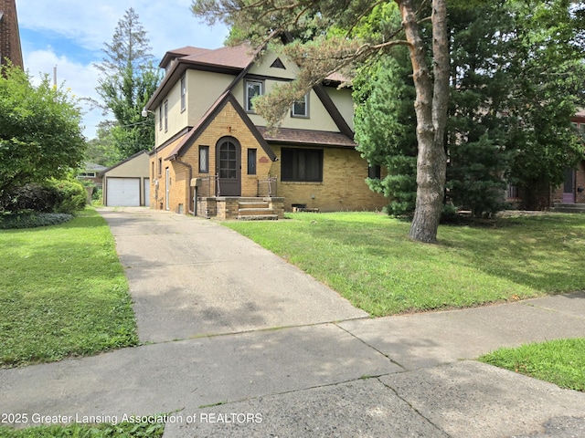524 Everett Dr, Lansing, MI 48915 - photo 2