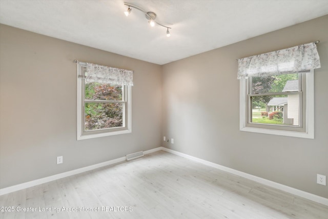 903 Miami Dr, Mason, MI 48854 - photo 30