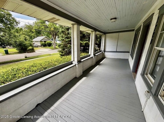 1720 Comfort St, Lansing, MI 48915 - photo 3
