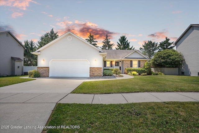 1018 Candela Ln, Grand Ledge, MI 48837 - photo 1