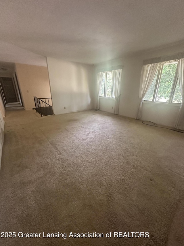 2186 Tamarack Dr, Okemos, MI 48864 - photo 3