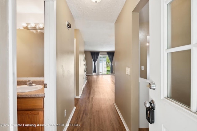 3600-3602 Malibu Dr, Lansing, MI 48911 - photo 3