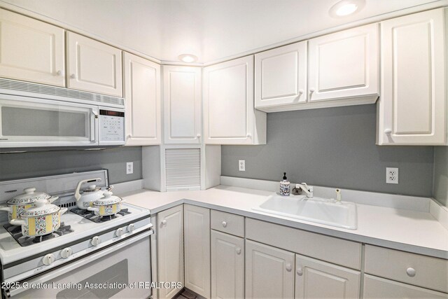 4701 Canyon Trl, Lansing, MI 48917 - photo 34