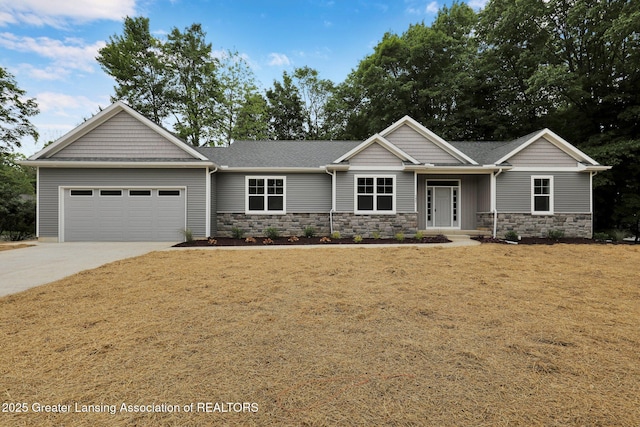 3427 W Broadmoor Dr, Lansing, MI 48906 - photo 1