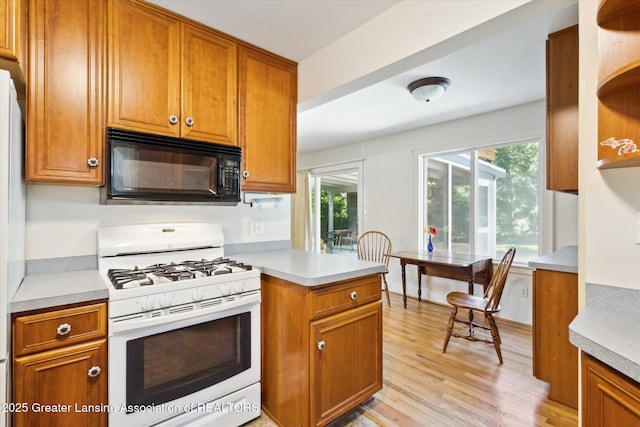 523 Bailey St, East Lansing, MI 48823 - photo 16
