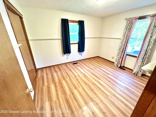 220 N Chester Rd, Charlotte, MI 48813 - photo 15