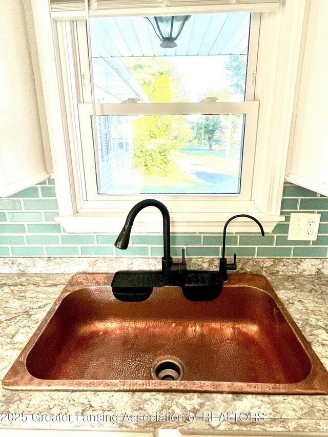 220 N Chester Rd, Charlotte, MI 48813 - photo 12
