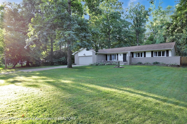5620 Grand River Dr, Grand Ledge, MI 48837 - photo 2