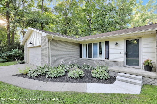 5620 Grand River Dr, Grand Ledge, MI 48837 - photo 5