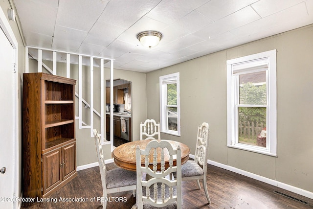 228 W Pearl St, Ovid, MI 48866 - photo 8