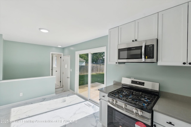 4217 Hillborn Ln, Lansing, MI 48911 - photo 16