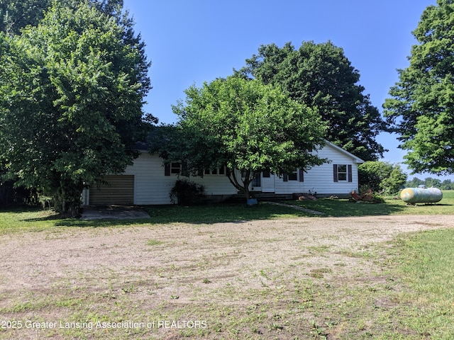 9250 Parker Rd, Mulliken, MI 48861 - photo 11