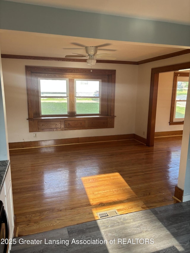 1103 Walsh St, Lansing, MI 48912 - photo 5
