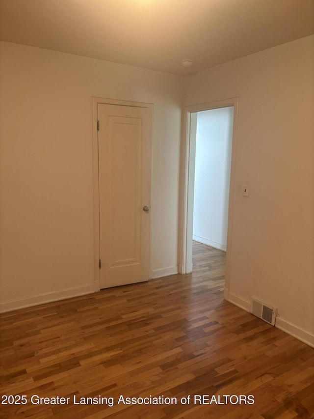 1401 Loraine Ave, Lansing, MI 48910 - photo 6