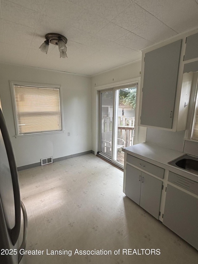 1401 Loraine Ave, Lansing, MI 48910 - photo 21