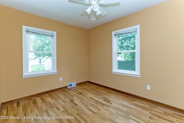 547 Kendon Dr, Lansing, MI 48910 - photo 11