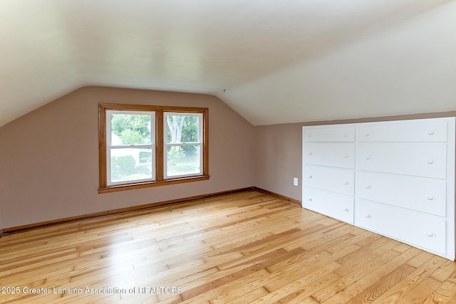 547 Kendon Dr, Lansing, MI 48910 - photo 15