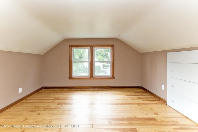 547 Kendon Dr, Lansing, MI 48910 - photo 16