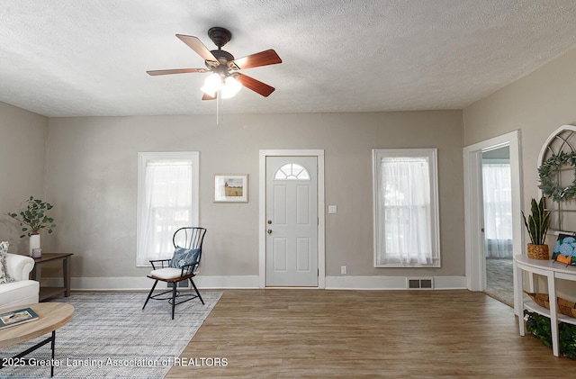 327 Mineral St, Grand Ledge, MI 48837 - photo 5