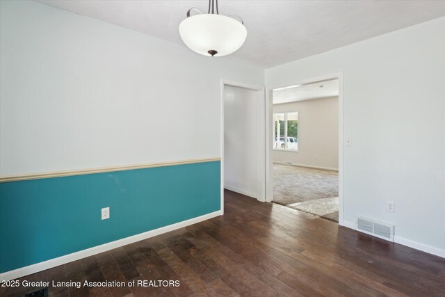 7237 Rockbridge Rd, Grand Ledge, MI 48837 - photo 9