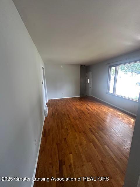 1580 Grayfriars Ave, Holt, MI 48842 - photo 9
