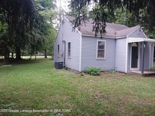 1229 Eaton Ct, Lansing, MI 48910 - photo 2