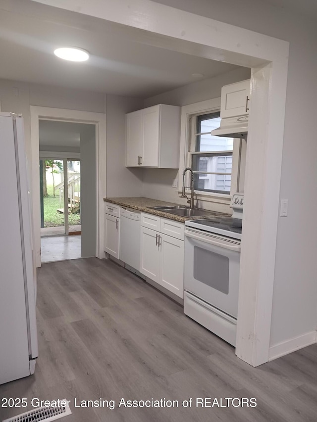 1229 Eaton Ct, Lansing, MI 48910 - photo 5