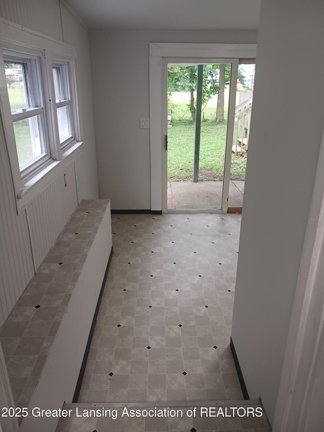 1229 Eaton Ct, Lansing, MI 48910 - photo 14