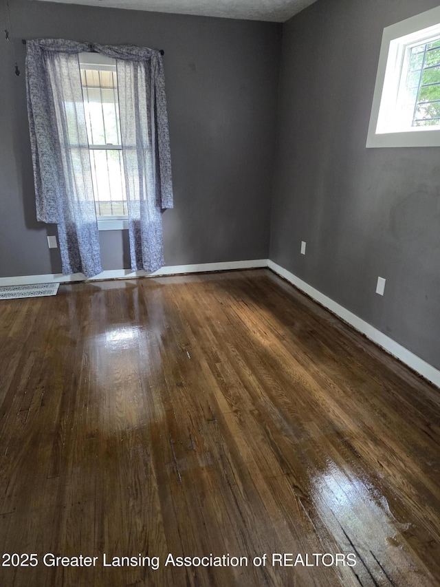 580 E Mount Hope Ave, Lansing, MI 48910 - photo 25